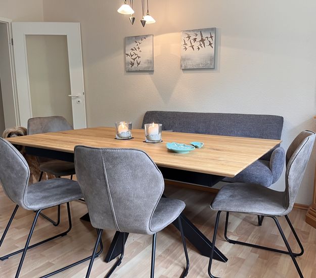 Bild des Wohnzimmers der Ferienwohnung am Damenpfad